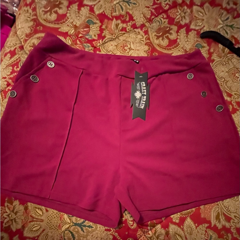 NWT CRAZY TRAIN Perfect Pair Short Raspberry - Picture 4 of 9